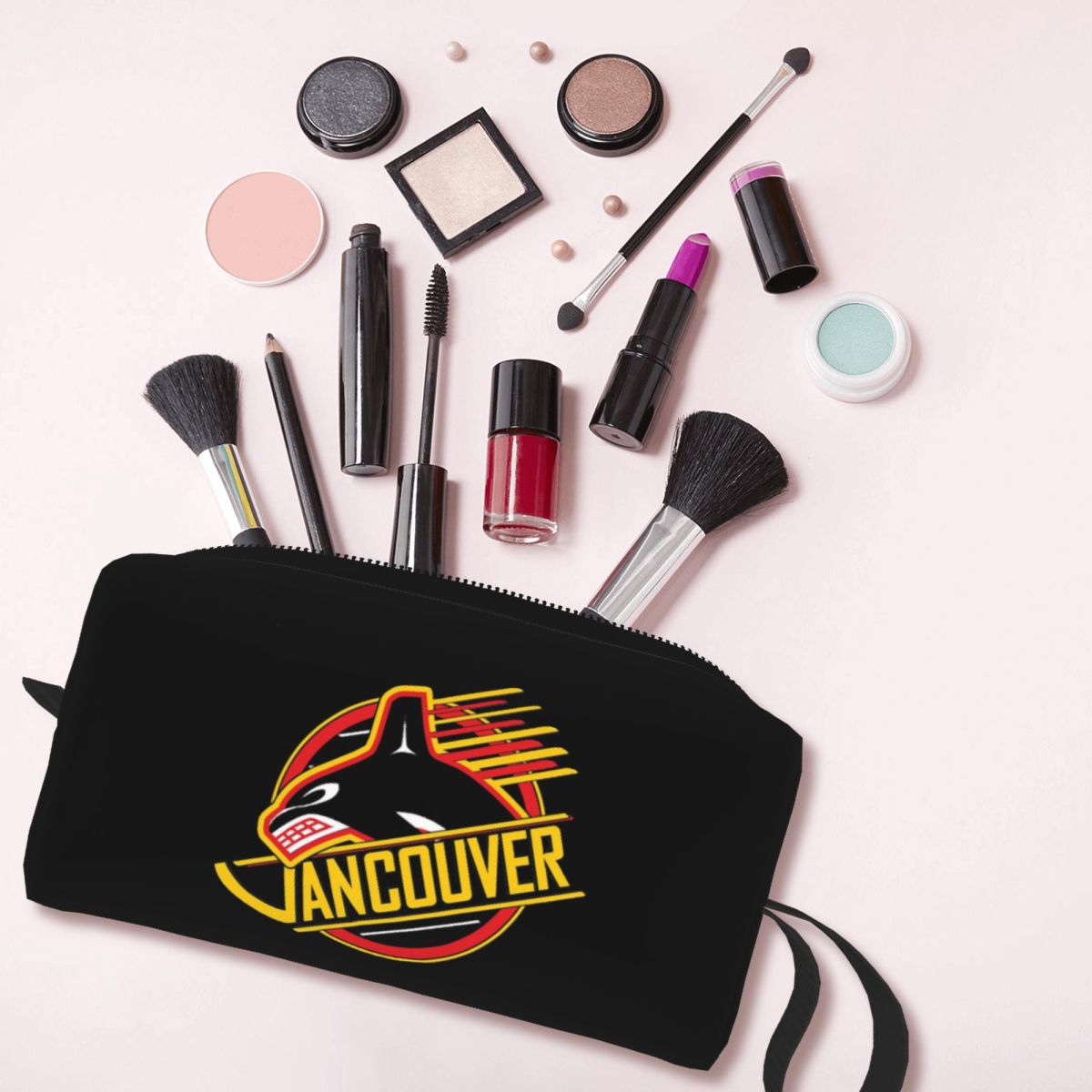 Редкая косметичка Vancouver Ho – обзор и цена Rare Beauty Makeup Kit