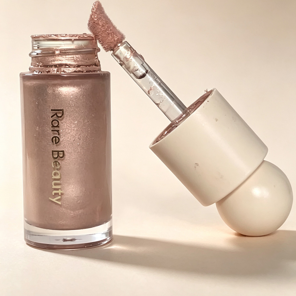 Хайлайтер Rare Beauty Light Si – обзор и цена Rare Beauty Makeup Kit